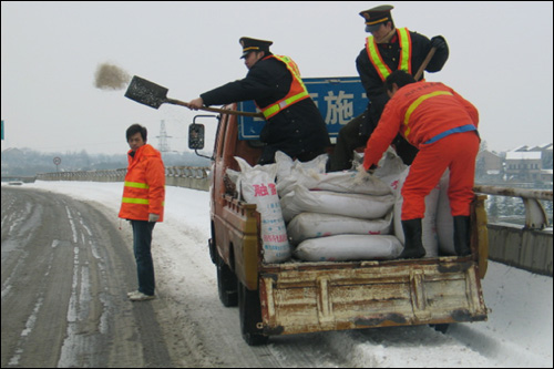 道路融雪剂